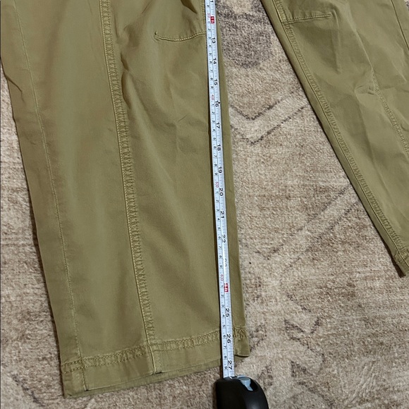 NWT! AE Stretch Barrel Cargo Pants Size 2 - Picture 8 of 10
